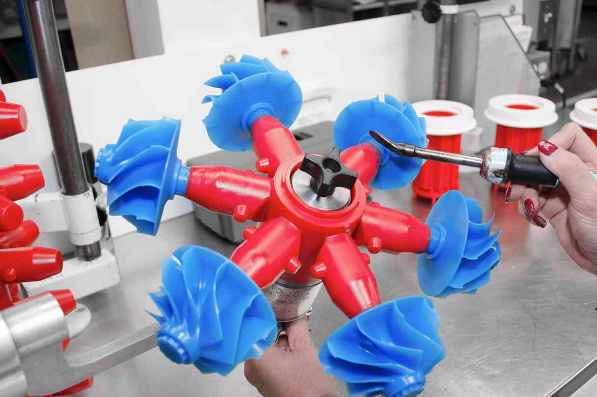 Индукционные плавильные печи ИСТ (IMF) - тигельные и канальные